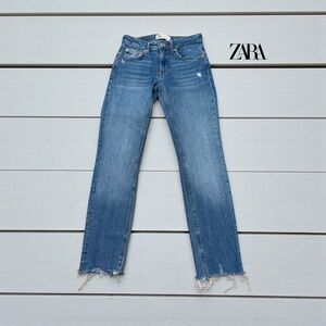 ZARA – The Skinny Jeans – Size US 2 - Blue